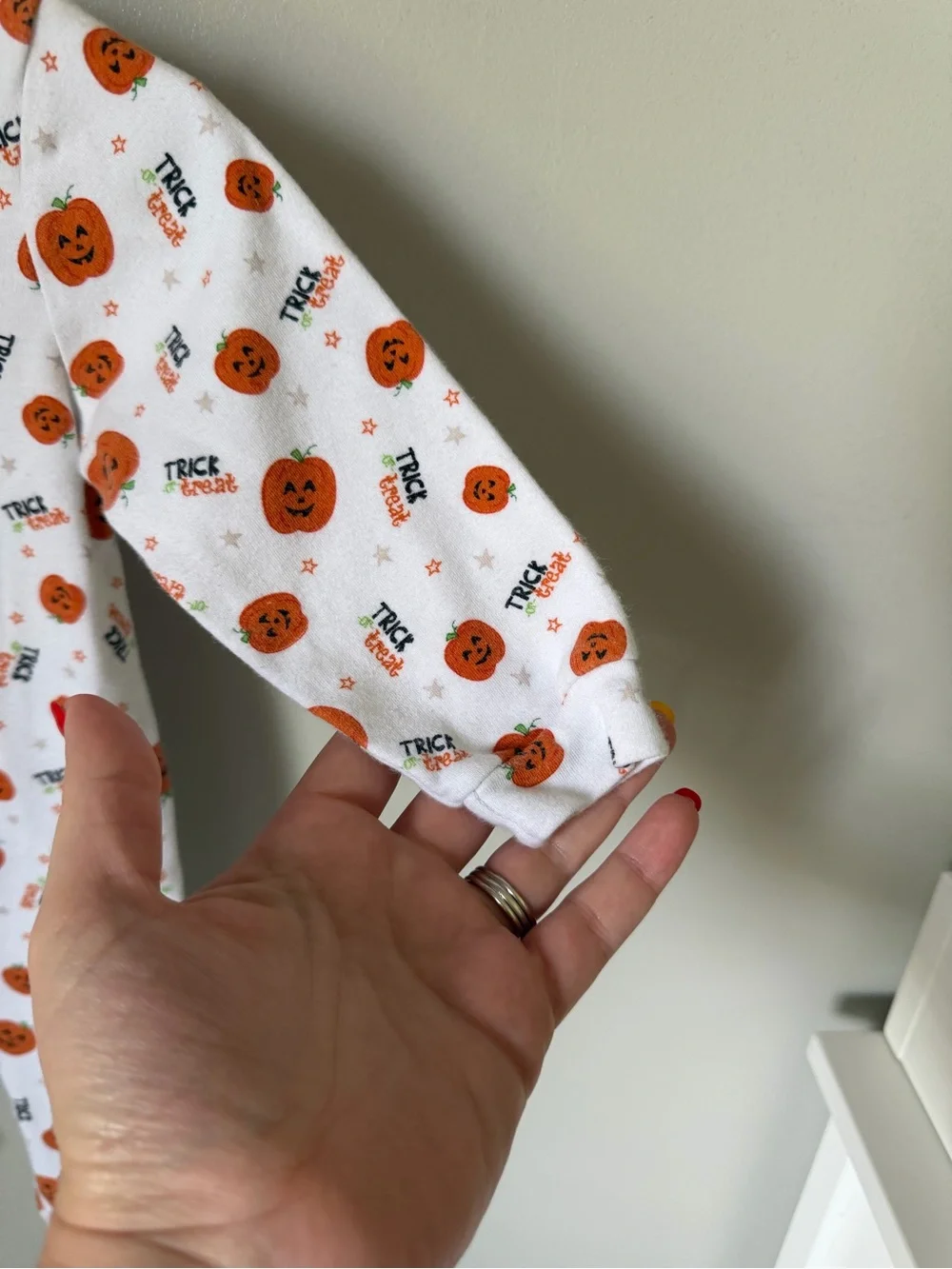 9M White Pumpkin Halloween Footed Snap Cotton Sleeper One-Piece